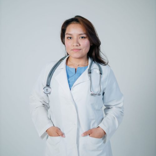 03-clinica-foto-inset-doctora-1